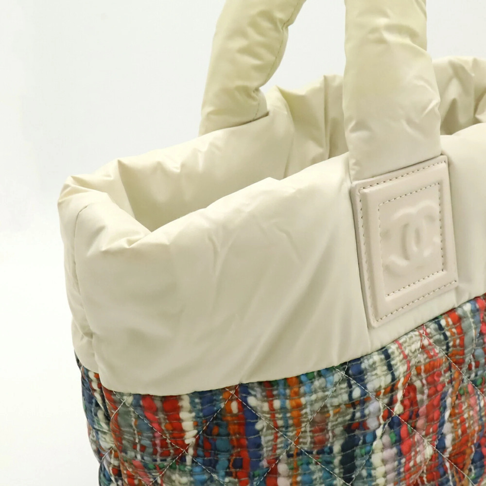 CHANEL White Leather Tote Bag - Picture 5 of 10